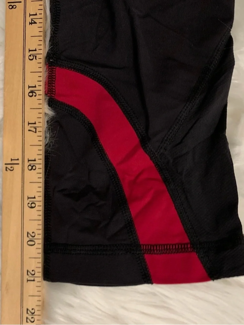 Lululemon Run: Inspire Crop ll 21” Fa14 Quilt 28 Bumble Berry Sz 6